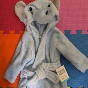 Hooded Robe Elephant 0-9 months